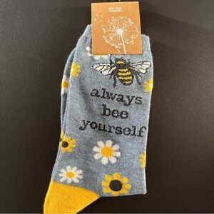 “Always Bee Yourself” Graphic Grey & Yellow Stretch Crew Socks One Size NWT